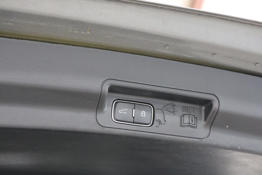 Used 2026 Ford Explorer ST-Line AWD/4WD image 10