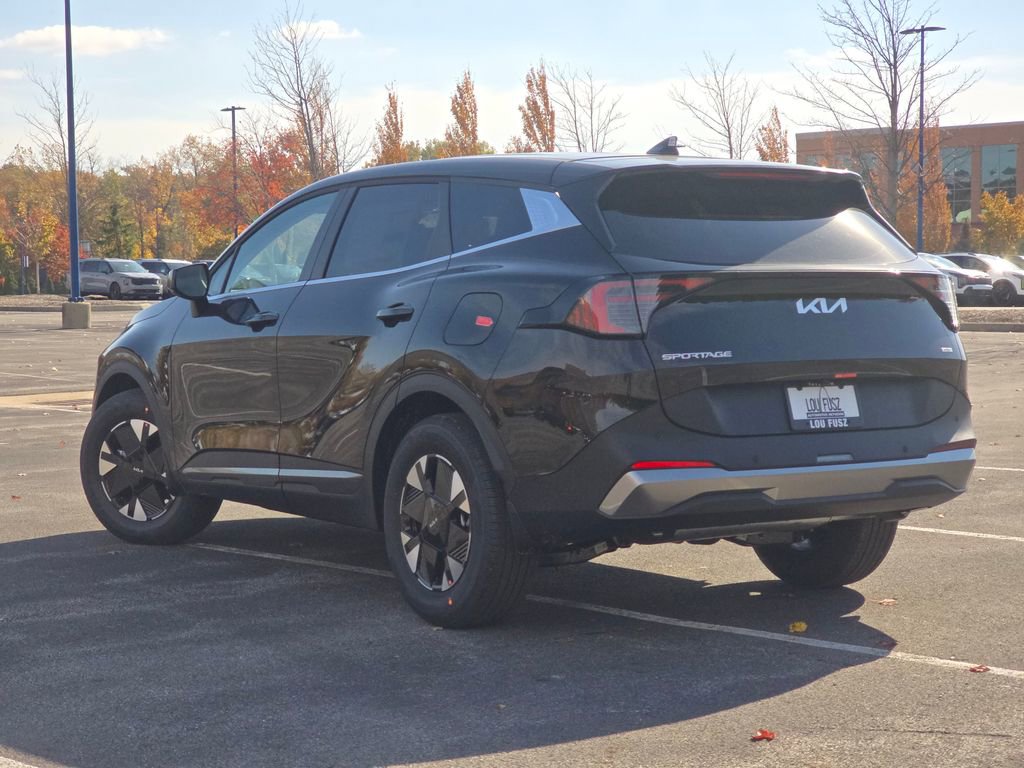 New 2026 Kia Sportage LX image 13