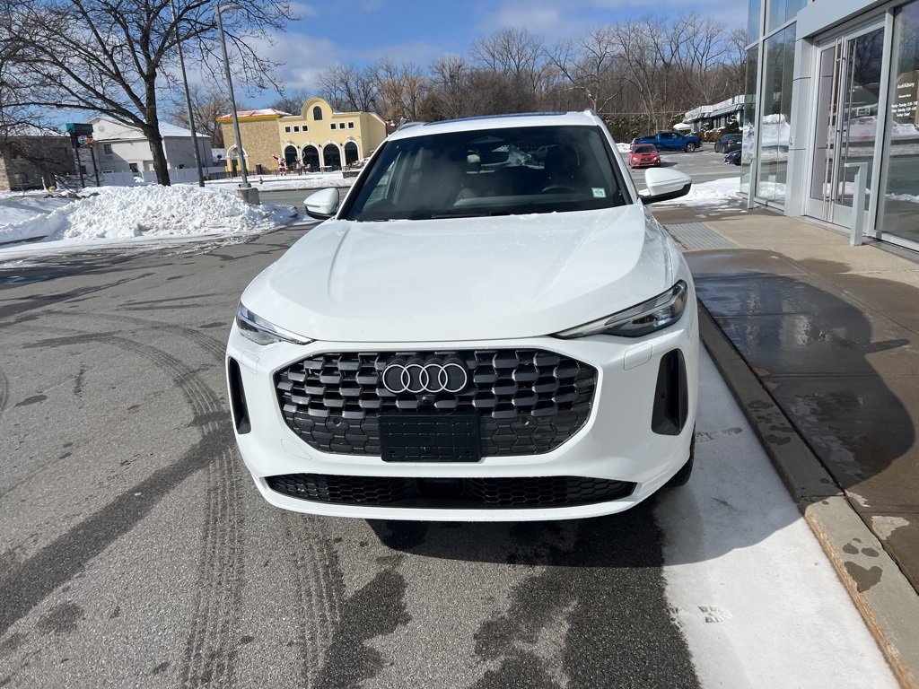 Certified 2025 Audi Q5 Premium w/ Convenience Package image 53