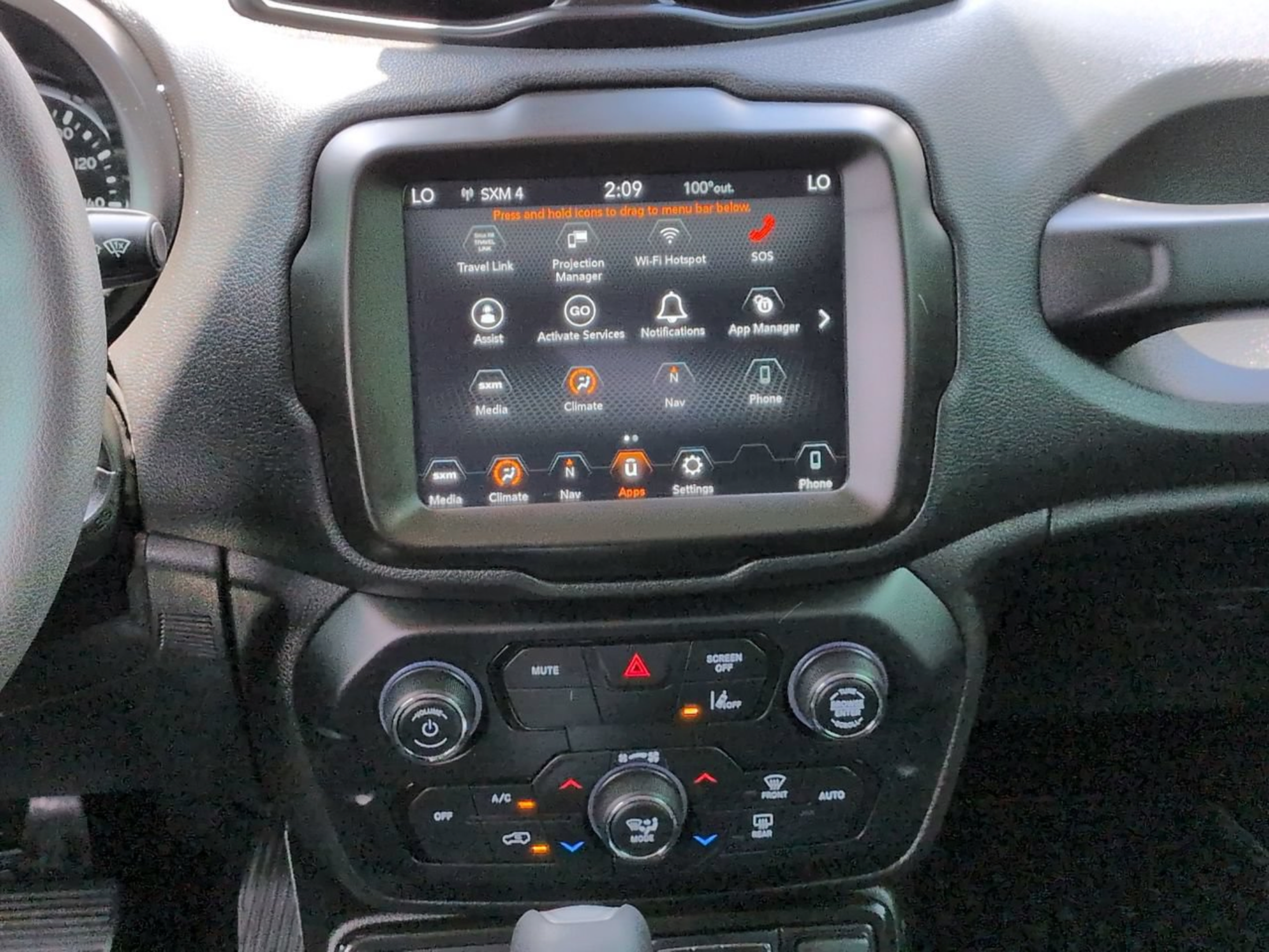 Used 2023 Jeep Renegade Latitude AWD/4WD image 21