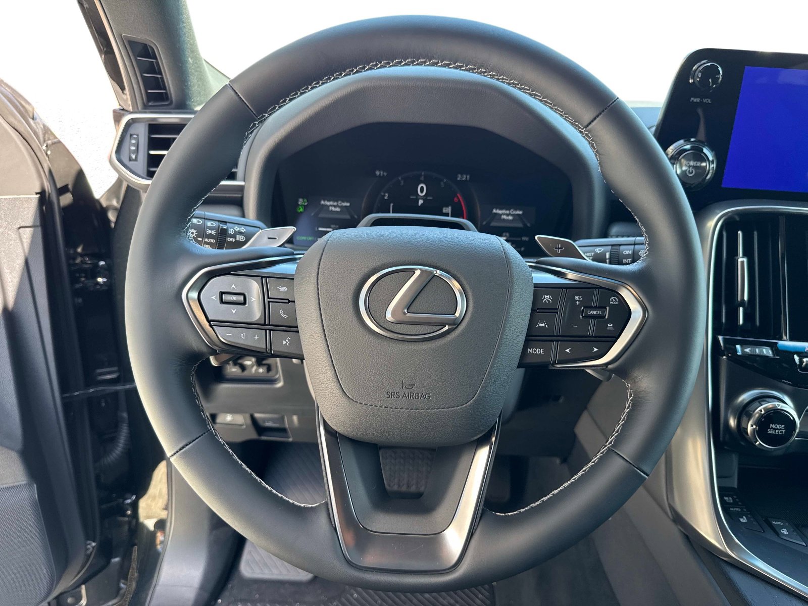 New 2025 Lexus LX 700h Overtrail image 29