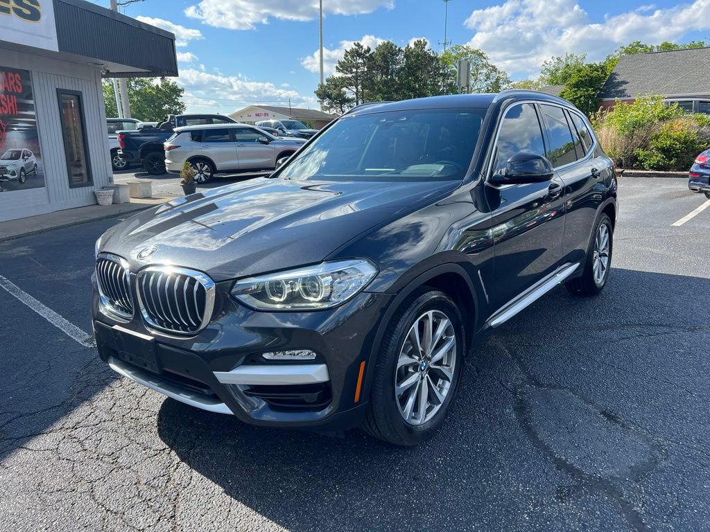 Used 2019 BMW X3 xDrive30i w/ Premium Package AWD/4WD image 2