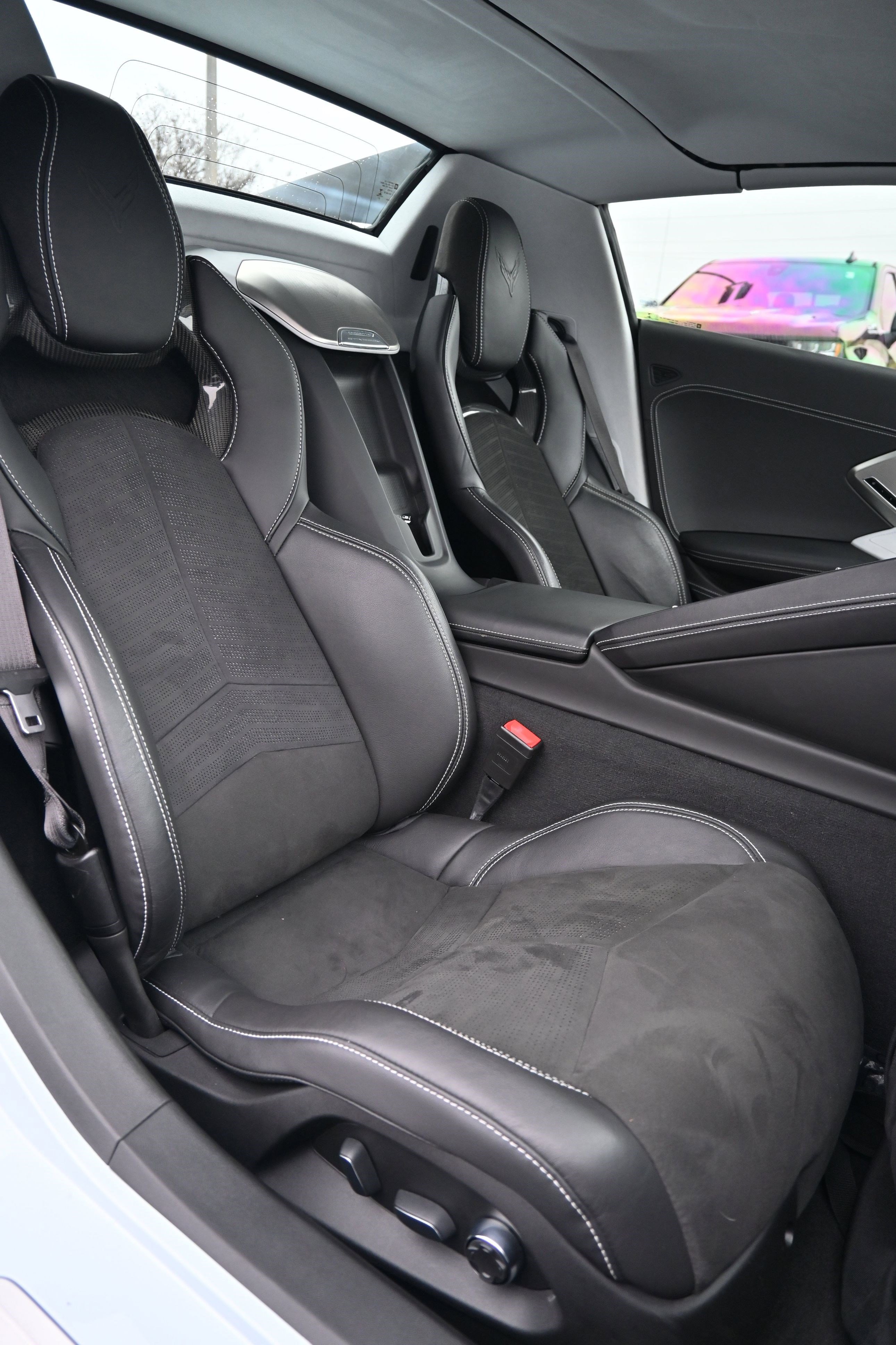 Used 2021 Chevrolet Corvette Stingray Premium Conv w/ Z51 Performance Package image 33