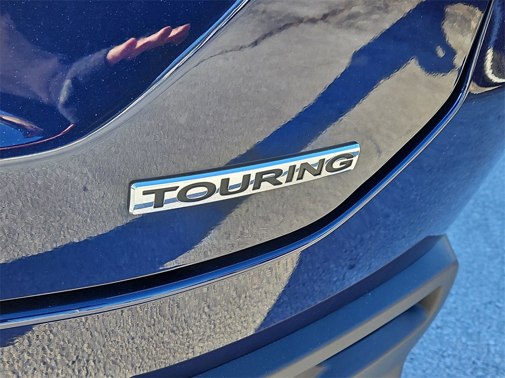 New 2025 Honda Pilot Touring image 5