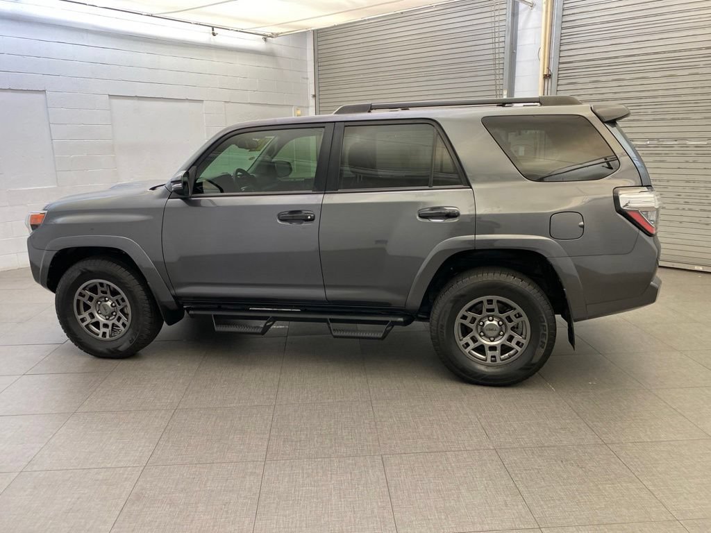 Used 2020 Toyota 4Runner Venture w/ Moonroof Package AWD/4WD image 6