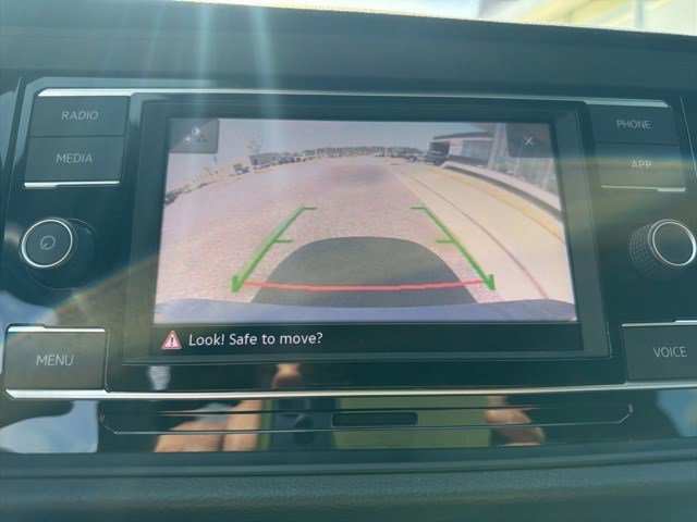 Used 2024 Volkswagen Jetta Sport image 16