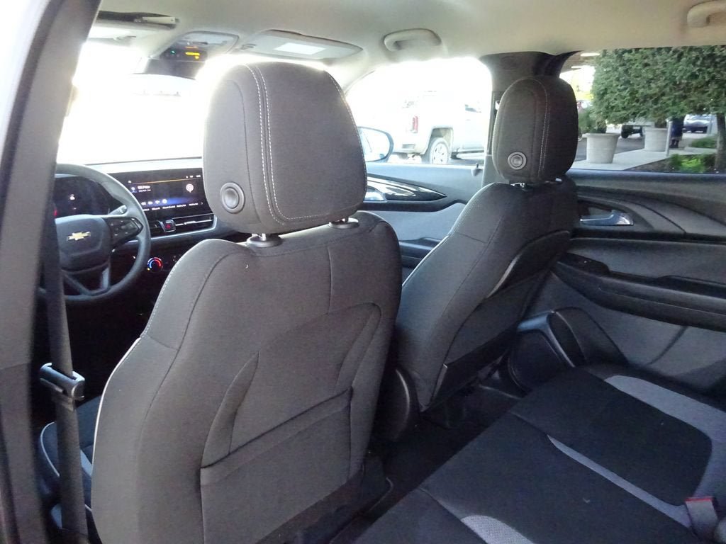 New 2026 Chevrolet TrailBlazer LT w/ Driver Confidence Package FWD image 18