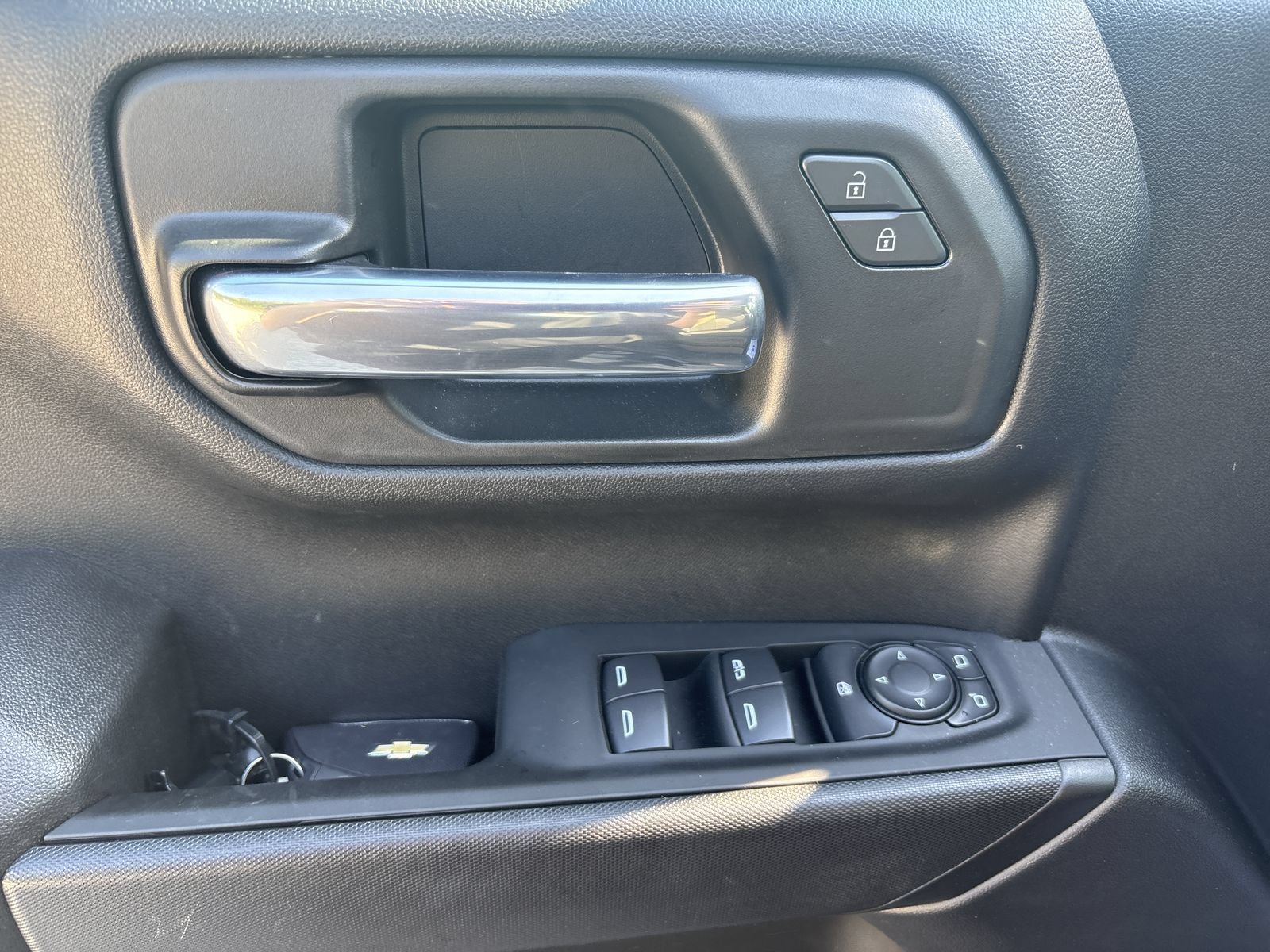 Used 2026 Chevrolet Silverado 1500 Custom w/ Turbomax Blackout Package AWD/4WD image 16