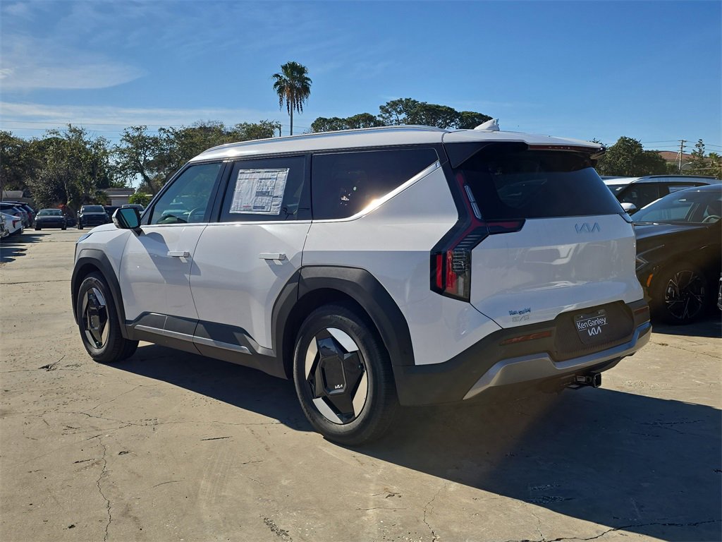 New 2026 Kia EV9 Wind image 6