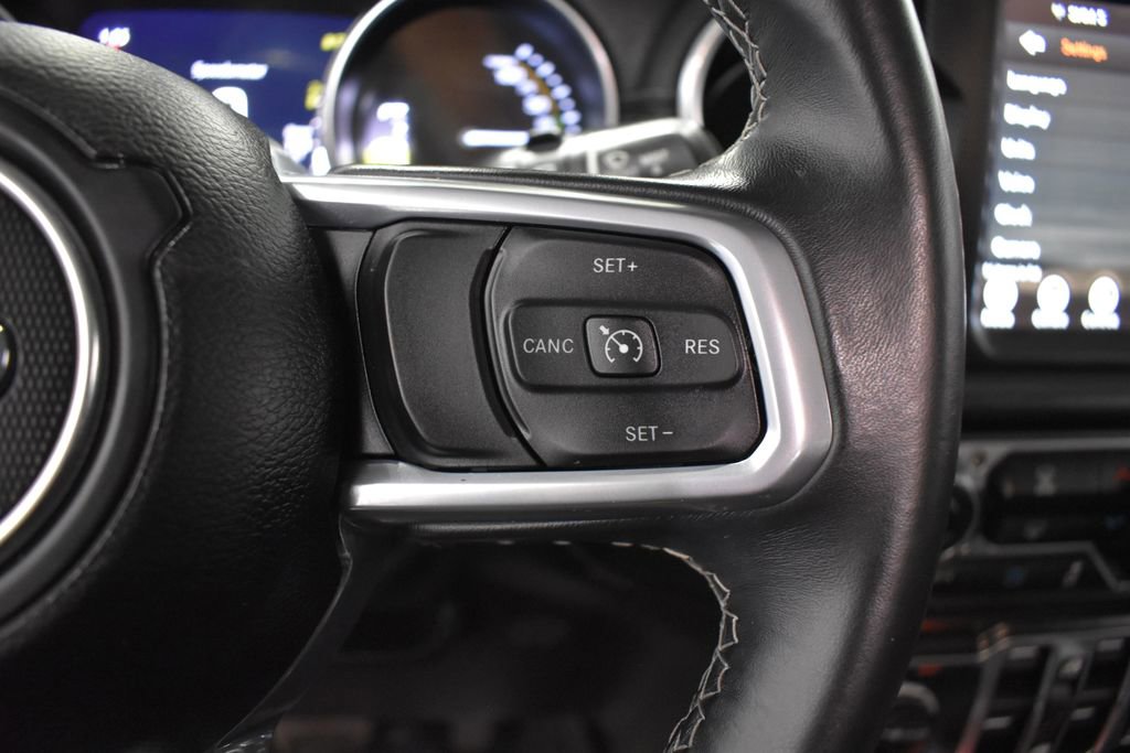 Used 2021 Jeep Wrangler Unlimited Sahara image 32