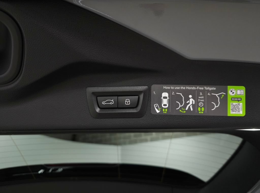 Used 2026 BMW X7 M60i AWD/4WD image 10