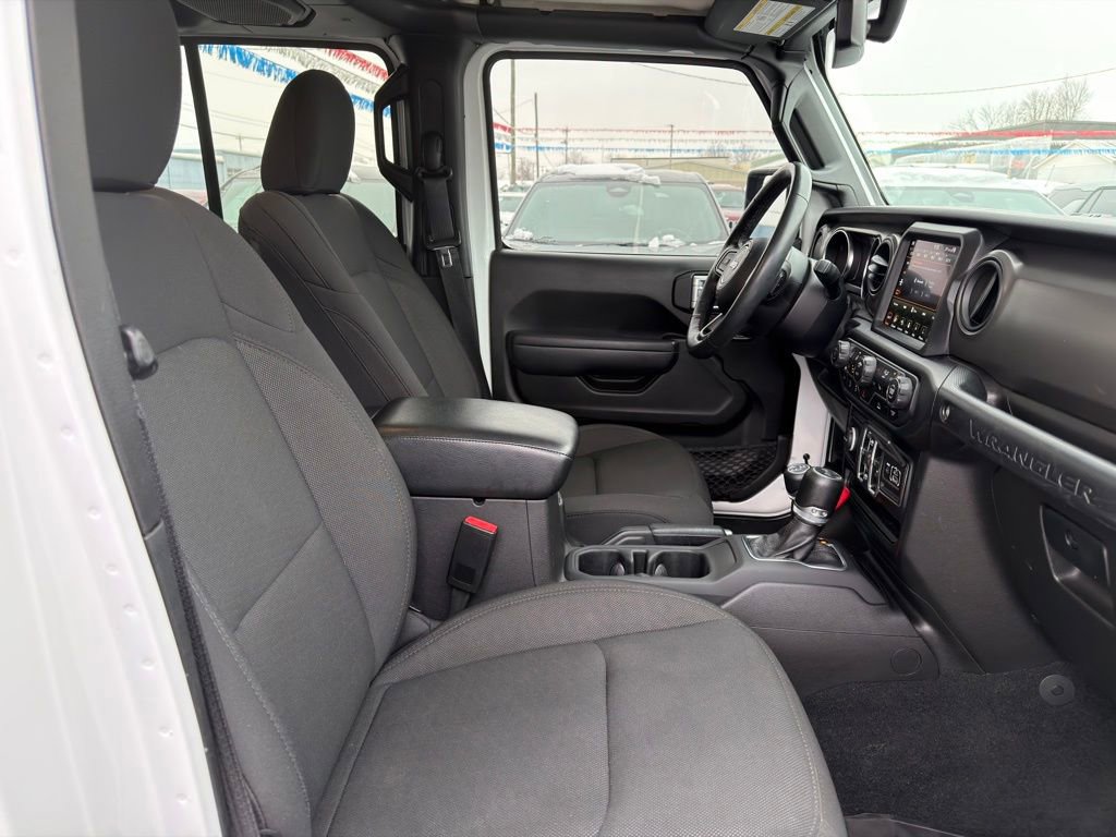 Used 2022 Jeep Wrangler Unlimited Sport image 43