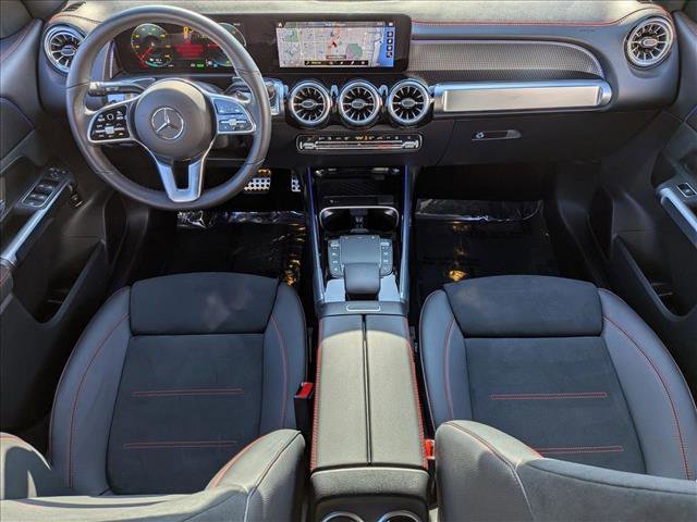 Certified 2023 Mercedes-Benz EQB 300 4MATIC image 18