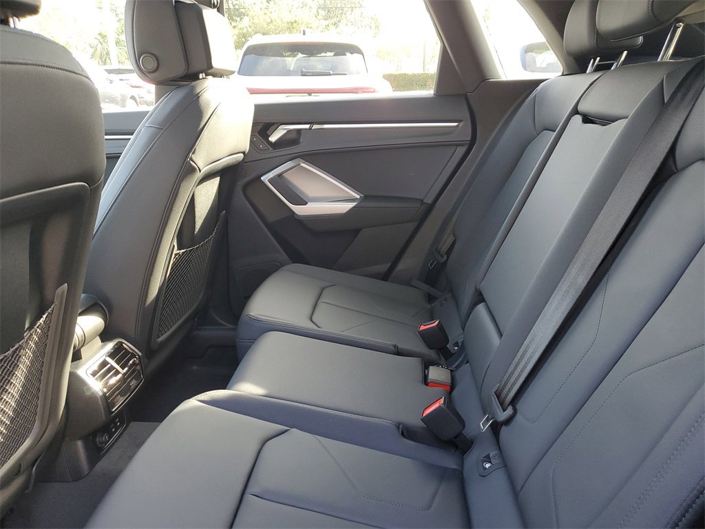 New 2025 Audi Q3 2.0T Premium image 26