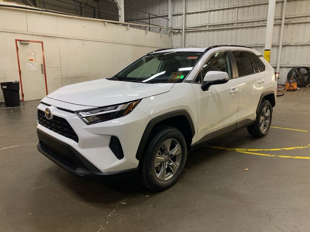 New 2025 Toyota RAV4 XLE
