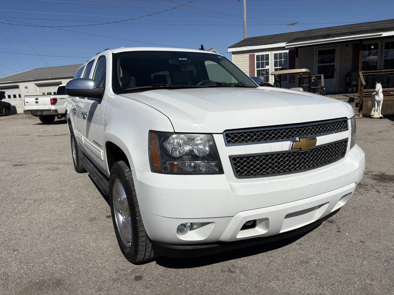 Used 2013 Chevrolet Suburban LT w/ All-Star Edition RWD image 7