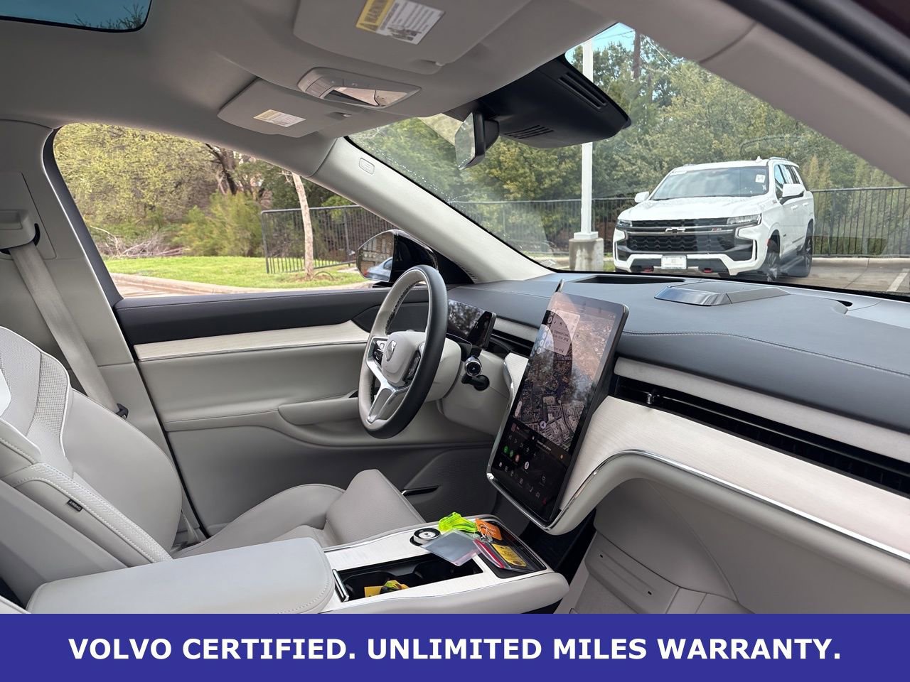 Used 2025 Volvo EX90 Plus image 14