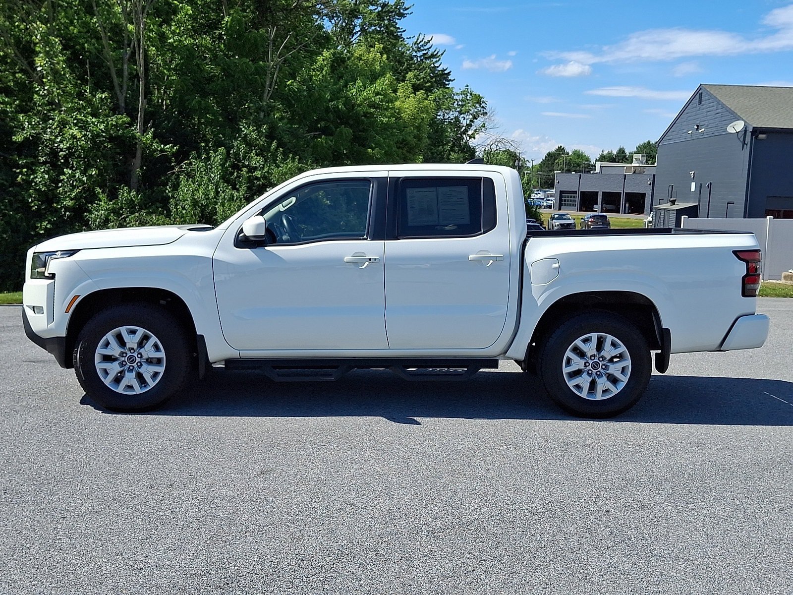 Certified 2024 Nissan Frontier SV w/ SV Convenience Package AWD/4WD image 4