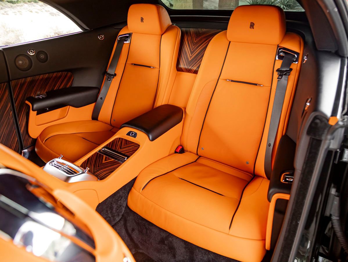 Used 2016 Rolls-Royce Dawn image 8