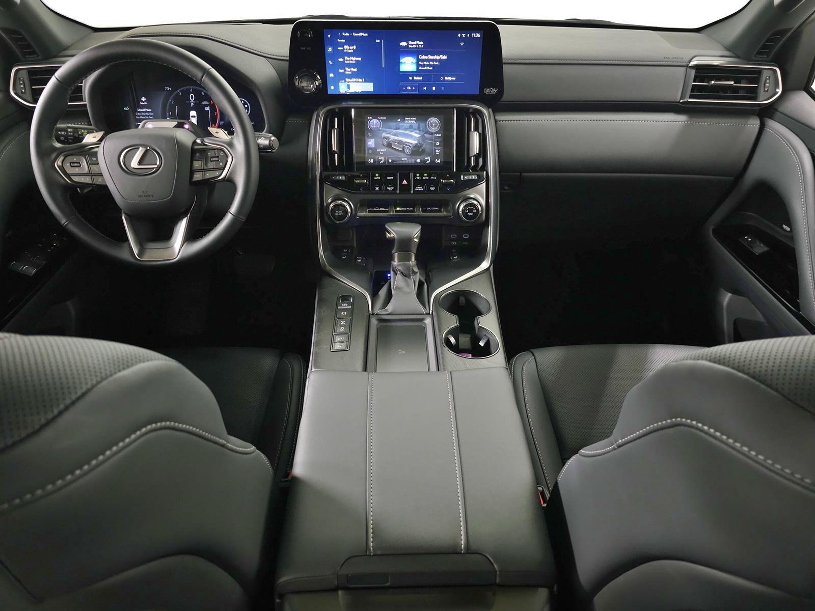 Certified 2025 Lexus LX 600 4WD w/ Interior Upgrade Package image 13