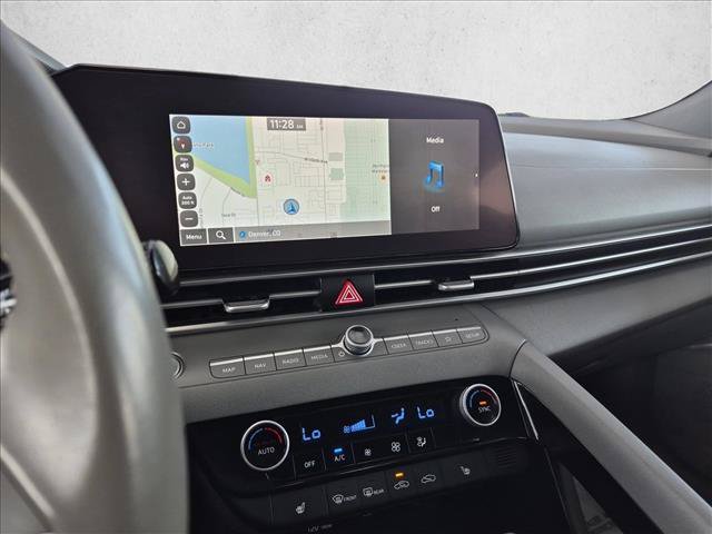 Used 2023 Hyundai Elantra SEL w/ Convenience Package FWD image 15