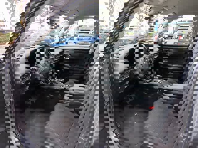 Certified 2023 Honda HR-V LX image 2