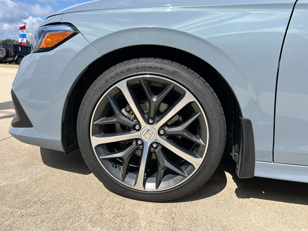 Used 2024 Honda Civic Touring image 9