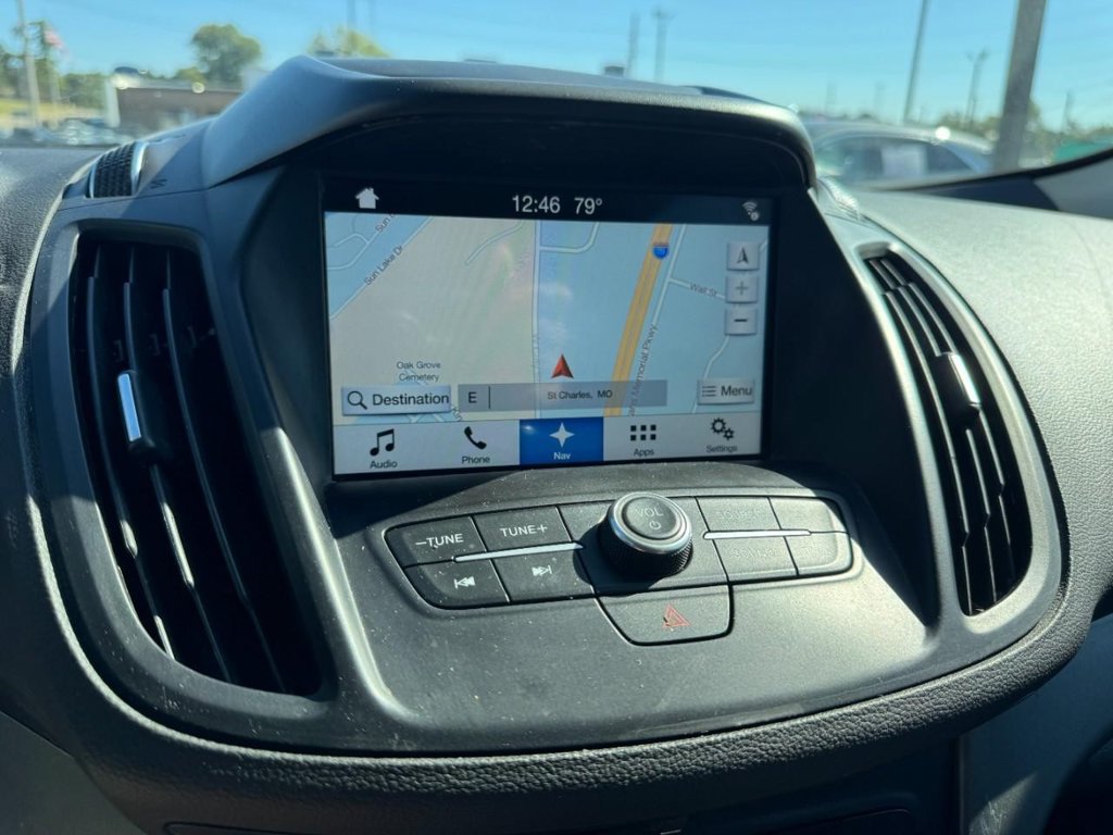 Used 2017 Ford Escape SE w/ Equipment Group 201A FWD image 20