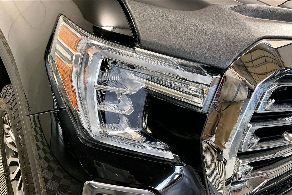 Used 2022 GMC Sierra 1500 AT4 w/ AT4 Premium Package image 28