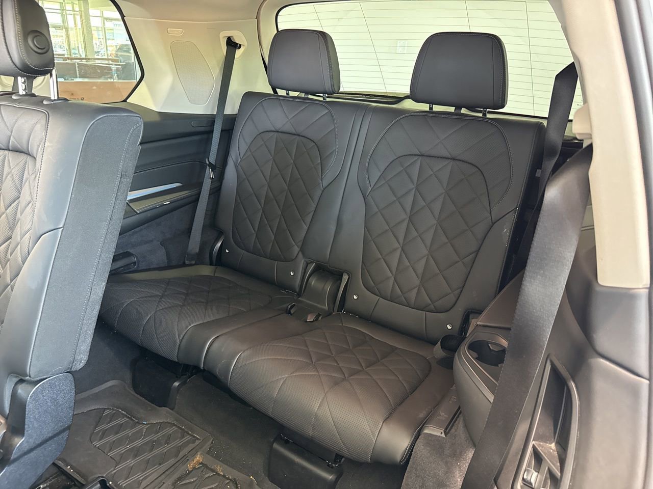 Certified 2023 BMW X7 xDrive40i w/ Premium Package image 34