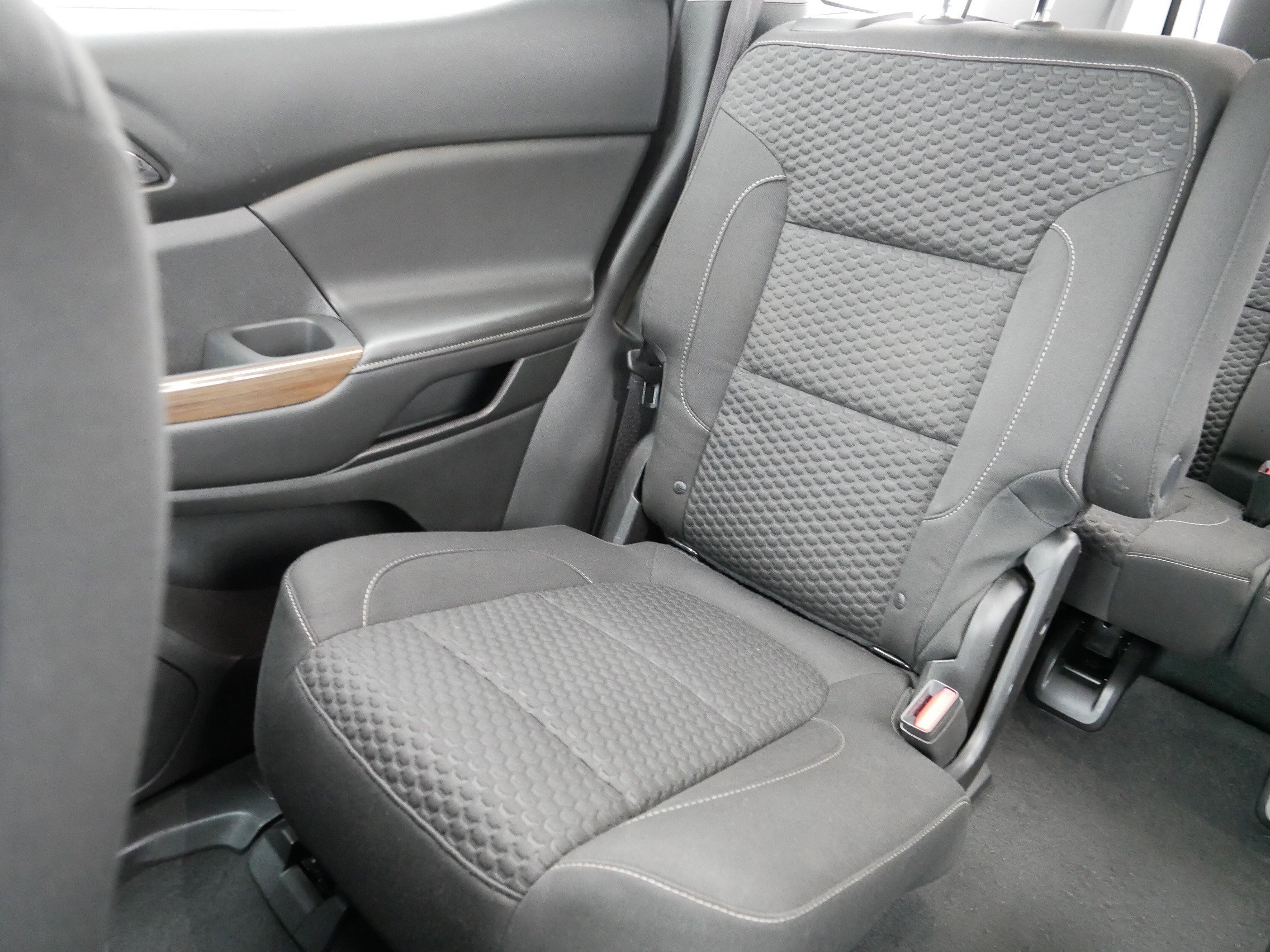 Used 2017 GMC Acadia SLE image 12