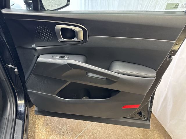 Used 2023 Kia Sorento S w/ Panoramic Sunroof Package image 28