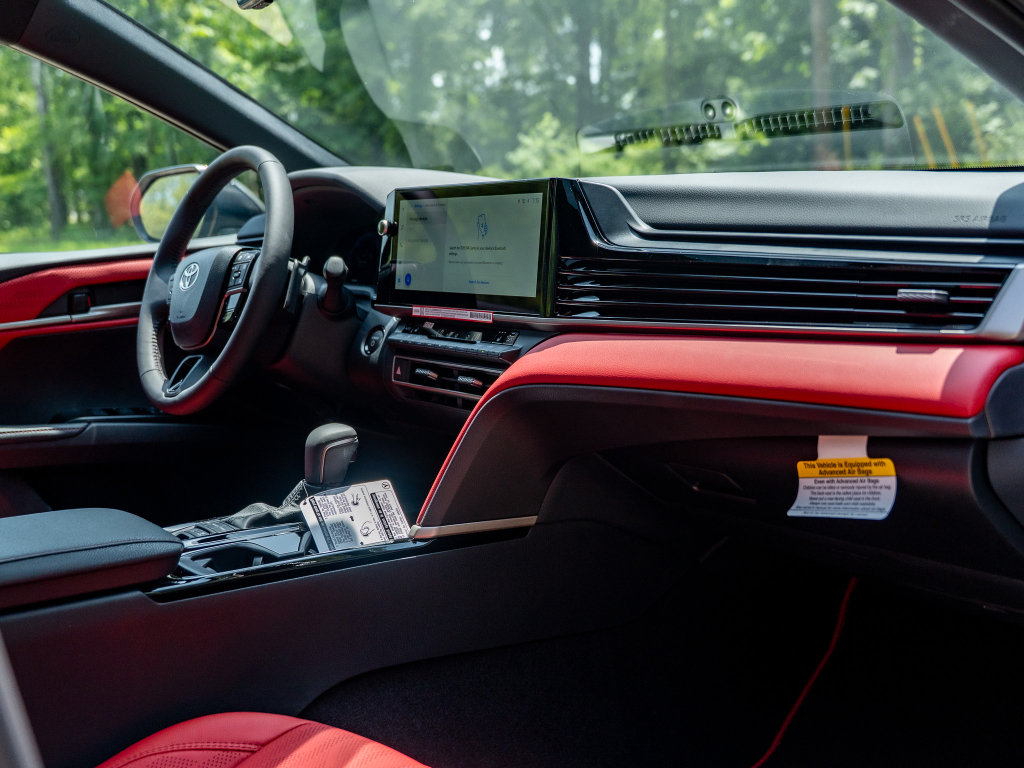 New 2026 Toyota Camry XSE FWD image 18