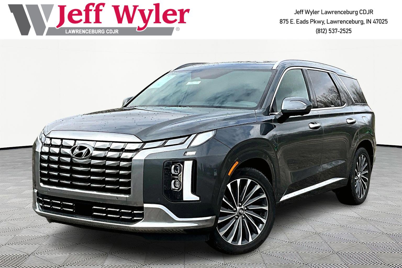 Used 2023 Hyundai Palisade Calligraphy image 1