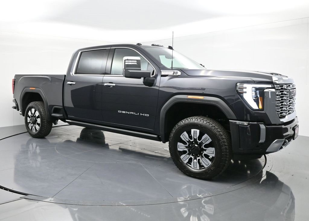 New 2026 GMC Sierra 3500 Denali w/ Denali Reserve Package image 7