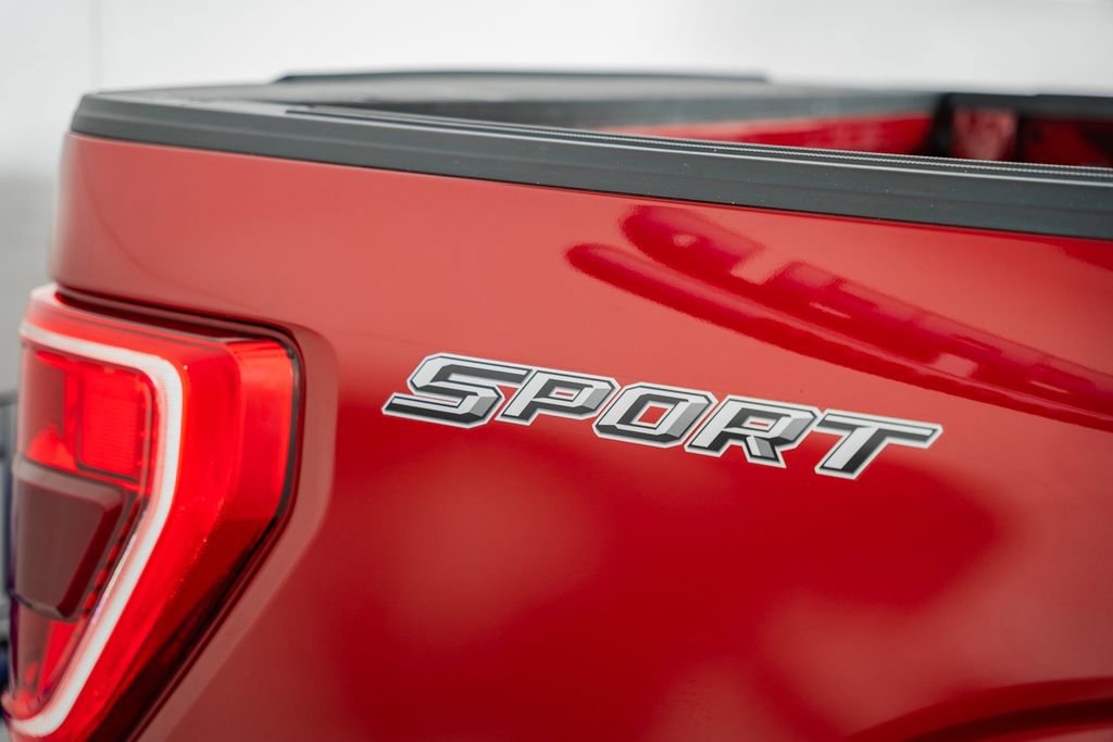 Certified 2021 Ford F150 XLT w/ Equipment Group 302A High image 21