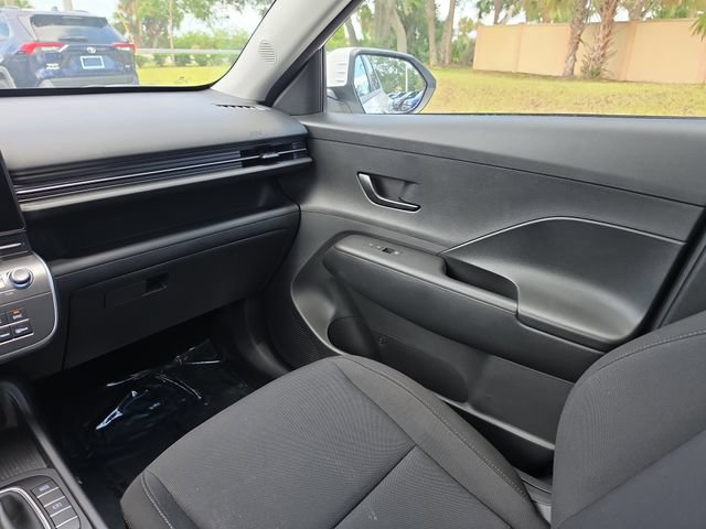 Used 2024 Hyundai Kona SEL FWD image 9