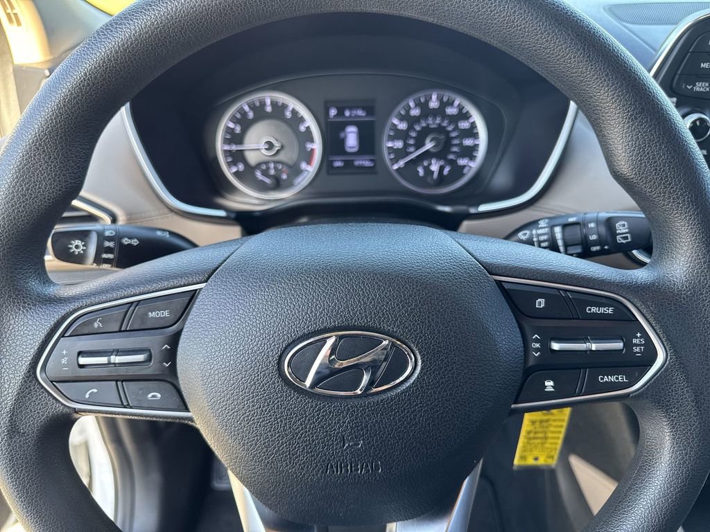 Used 2020 Hyundai Santa Fe SE w/ Cargo Package image 17