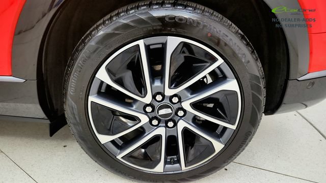Used 2025 Cadillac Optiq Sport 2 AWD/4WD image 81