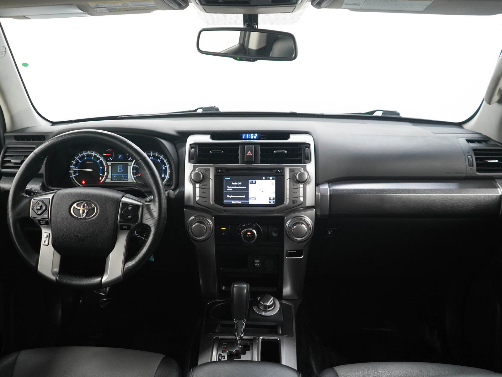 Used 2018 Toyota 4Runner SR5 Premium AWD/4WD image 13