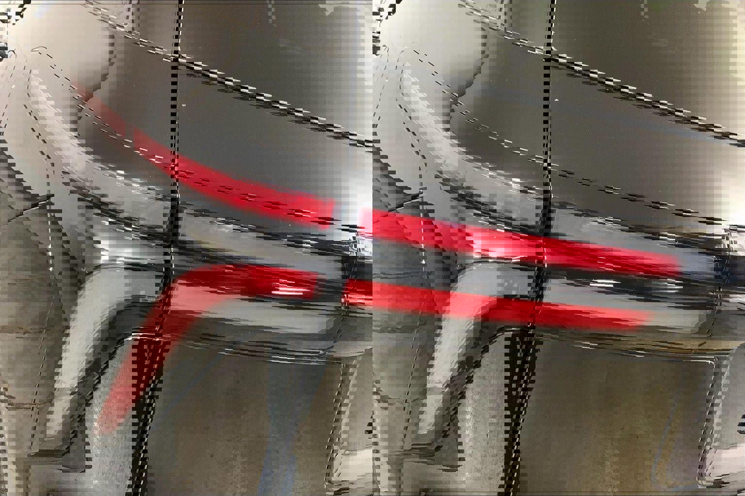 Used 2025 Chevrolet Traverse LT image 28