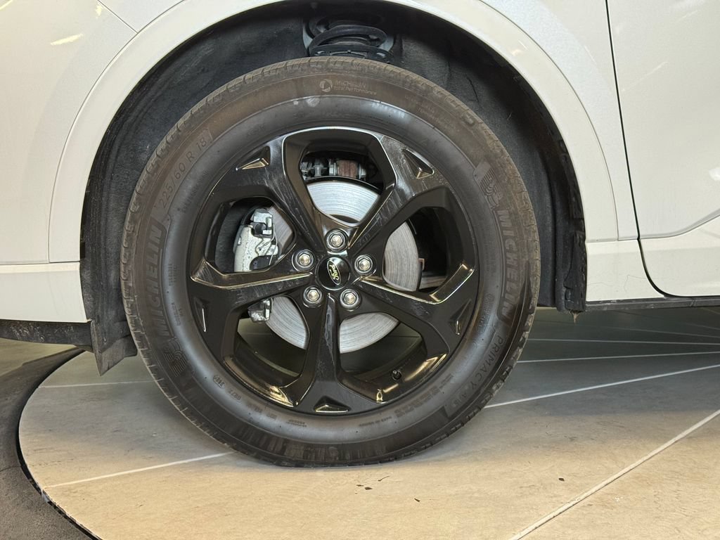 Used 2024 Ford Escape ST-Line w/ Tech Pack #1 AWD/4WD image 24