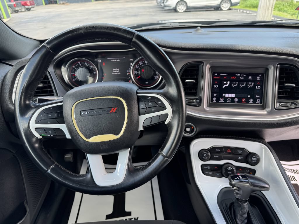 Used 2019 Dodge Challenger SXT RWD image 10