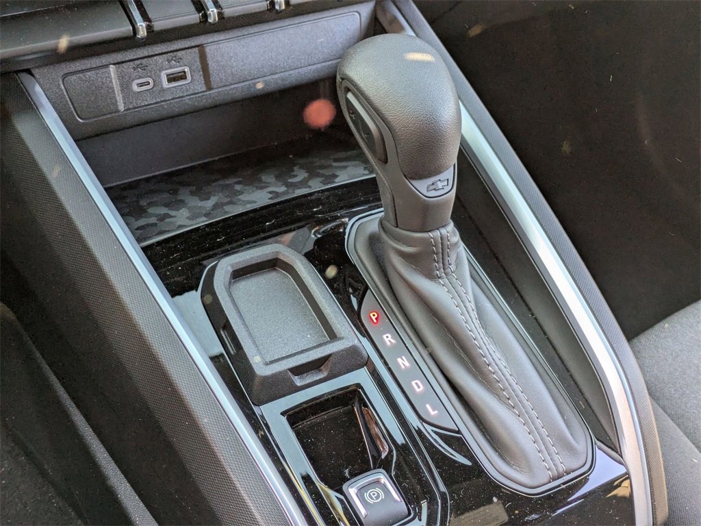 Used 2025 Chevrolet Colorado W/T image 23