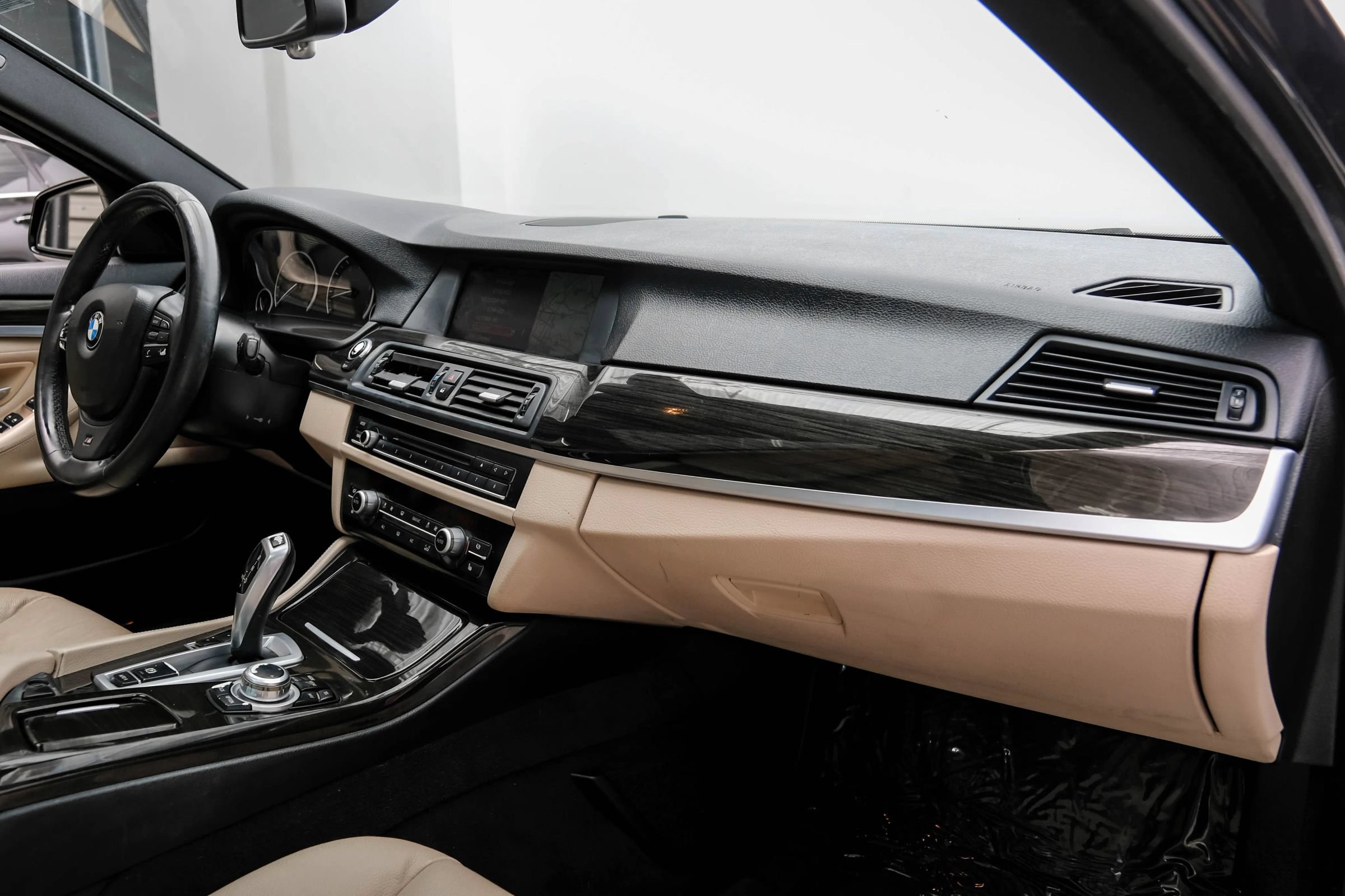 Used 2013 BMW 535i Sedan RWD image 13