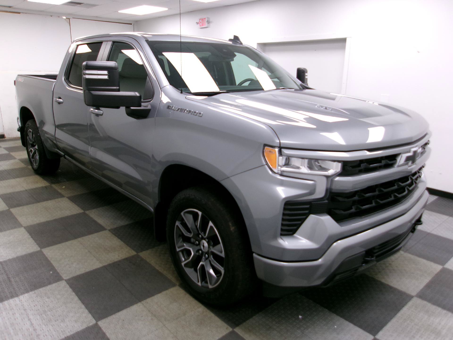 Used 2024 Chevrolet Silverado 1500 RST w/ Max Trailering Package AWD/4WD image 13