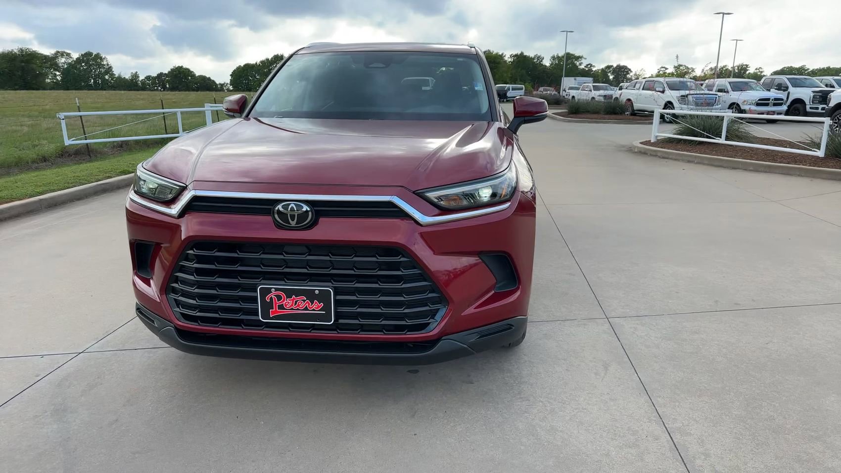 Used 2024 Toyota Grand Highlander AWD image 4