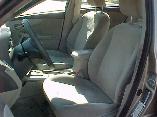 Used 2009 Toyota Corolla LE w/ All Weather Guard Pkg image 12