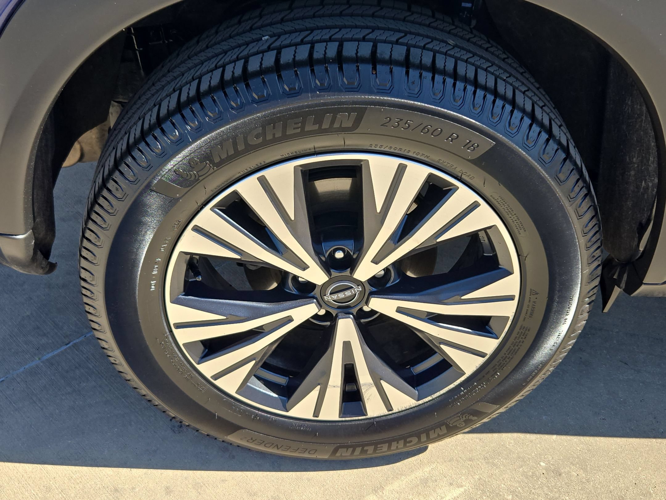 Used 2023 Nissan Rogue SV FWD image 32