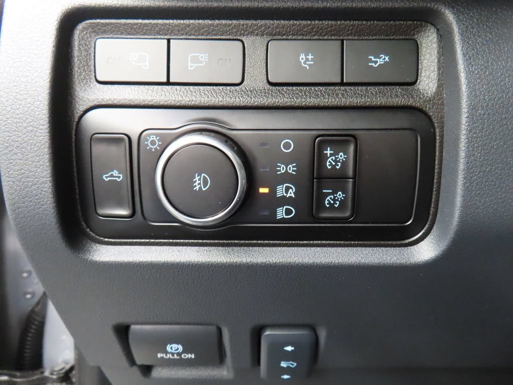 Used 2024 Ford F250 Lariat w/ Lariat Ultimate Package AWD/4WD image 65